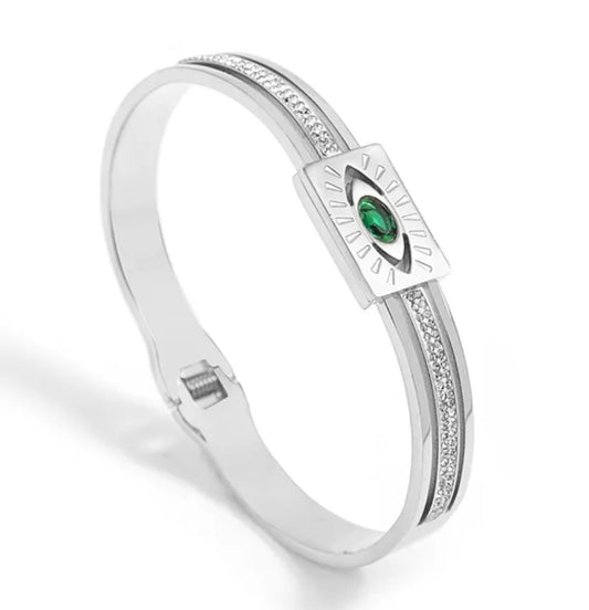 Silver ojito verde bangle bracelet